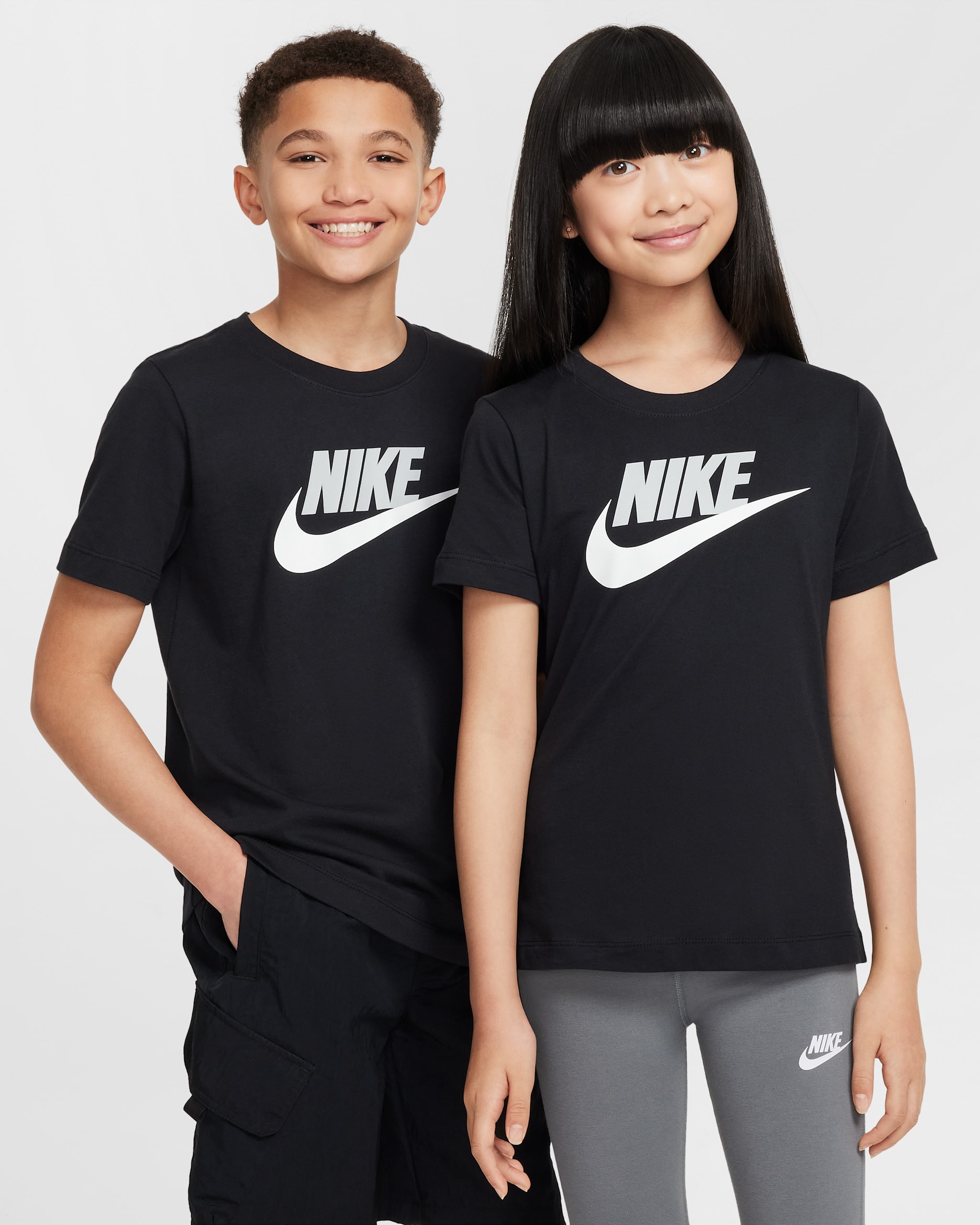 Nike Sportswear Big Kids' T-Shirt. Nike JP